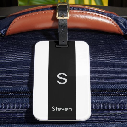 Monogram Twee Tone Modern Zwart en Wit Bagagelabel (Voorkant Insitu 2)