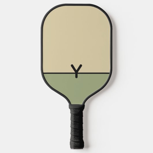 Monogram tweekleurig zand en salie met zwart pickleball paddle (Voorkant)
