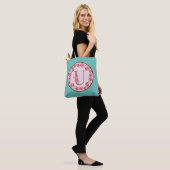 Monogram U Letter met Peony Flower Afbeelding Canv Tote Bag (Op model)