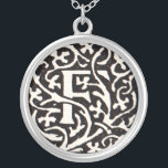 Monogram van de Nieuwe Titel Zilver Vergulden Ketting<br><div class="desc">Art nouveau Letters - Monogrammen van de Arts & Crafts Movement. Deze letter F is een prachtig robuust monogram dat in 1901 werd gemaakt en in een set boeken werd gepubliceerd. Het monogram F wordt omringd door een prachtig, met de hand getekend wijnstokpatroon, heel erg in de stijl van de...</div>
