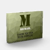 Monogram van het groene, geometrisch maaspatroon v fotoblokken (Links)