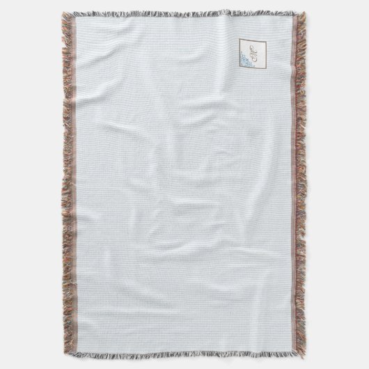 Monogram van het Manuscript Blue Stripe Fleur de L Deken (Voorkant Verticaal)