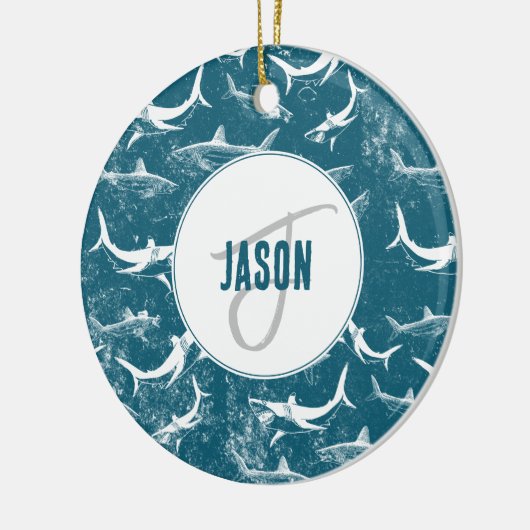 Monogram van het patroon van het Blauwe Shark Keramisch Ornament (Links)