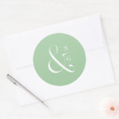 Monogram van voorjaarsgroene moderne typografie ronde sticker (Envelop)
