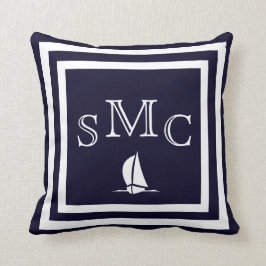 MONOGRAM Vast donkerblauwe platte kussens