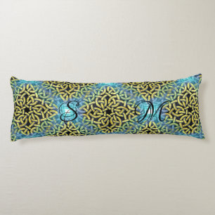 Monogram Victoriaans Golden Trim Aqua Achtergrond Lichaamskussen