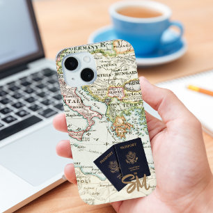 Monogram Vintage Antieke Kaart & Paspoort Vakantie iPhone 15 Case