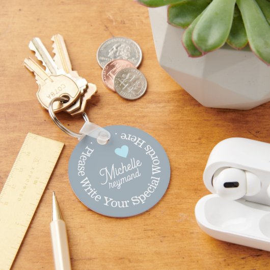 Monogram voor haar met de douanenaam Dusty Blue Sleutelhanger (Bureau)