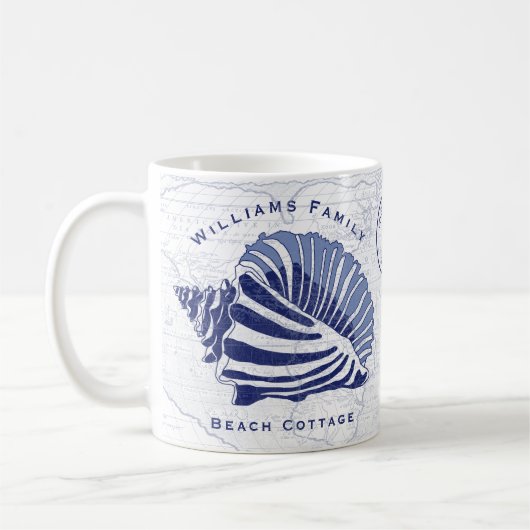 Monogram voor kustblauw conch Seashell familie Koffiemok (Links)