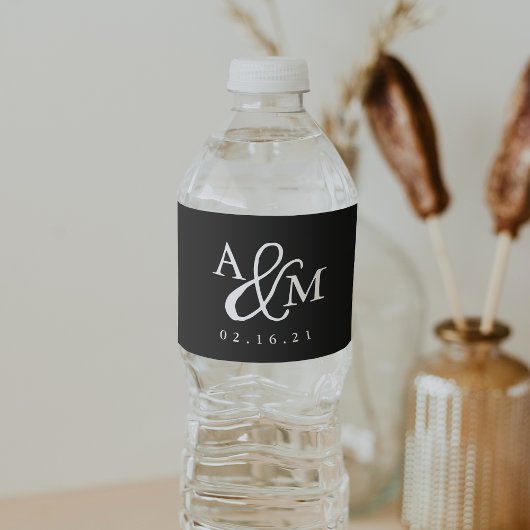 Monogram voor zwart-wit ampersand waterfles etiket