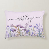 Monogram Watercolor Paarse Bloemenweide Accent Kussen (Voorkant)