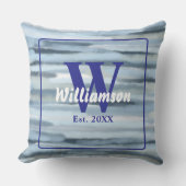 Monogram waterverf blauw grijs strepen nautisch kussen (Voorkant)