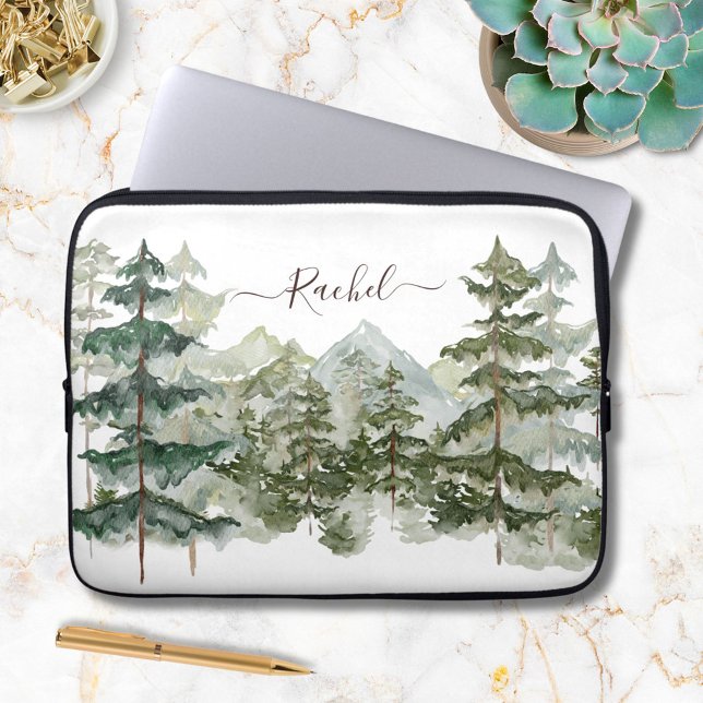 Monogram Waterverf Dennenbos Berg Rustiek Laptop Sleeve (In situ)