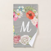 Monogram Waterverf Floral Wreath Bad Handdoek (Handdoek)