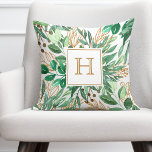 monogram Waterverf met kronkelige leboog Kussen<br><div class="desc">Mooie,  handgemaakte waterverf groen foliage regelingen werpen kussen met je aangepaste monogram.</div>