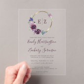 Monogram Waterverf Paarse Floral Wreath Wedding Acryl Uitnodigingen (Insitu (Draagbaar))