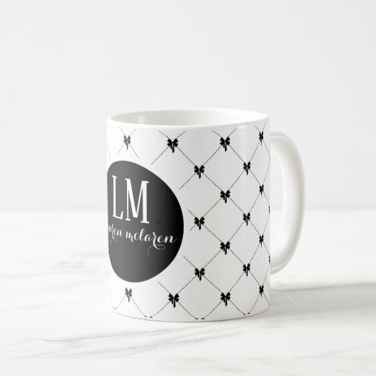 Monogram White & Black Bow Script Koffiemok (Voorkant rechts)
