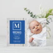 Monogram White Blue Stripe Foto Baby Boy Birth Aankondiging (Staand voorkant)