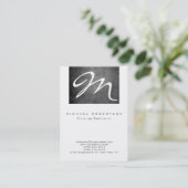 Monogram White Chalkboard Chubby Visitekaartje (Staand voorkant)