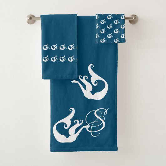 Monogram White Chic Beach house Mermaid Bad Handdoek (Insitu)