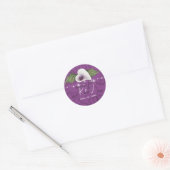 Monogram White en Paarse Calla Lily Wedding Ronde Sticker (Envelop)
