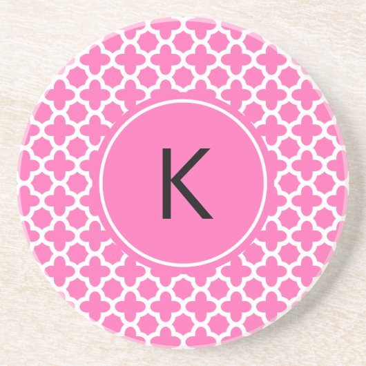 Monogram White op Hot Pink Quatrefoil Patroon Zandsteen Onderzetter (Voorkant)