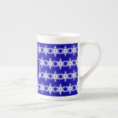 Monogram Winter Blue en White Snowflakes Pattern Porselein Kop (Rechts)