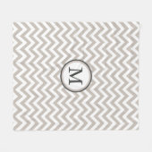 Monogram wit en arm grijs Chevron Fleece Deken (Voorkant (Horizontaal))