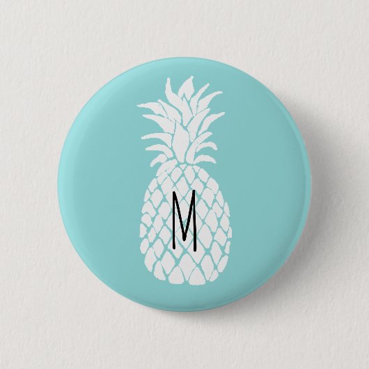 monogram witte anananas op pastelblauw ronde button 5,7 cm (Voorkant)