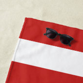 Monogram witte en rode streep strandlaken (In situ)