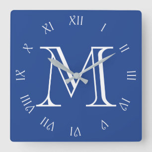 Monogram Witte Manuscript Roman Aantallen op Blauw Vierkante Klok