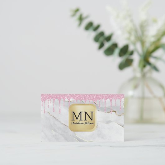 Monogram | Witte Marmer | Glitter Drip Roze Visitekaartje (Staand voorkant)