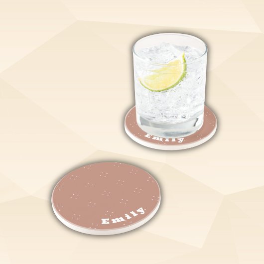 Monogram witte pijl op mocha mousse achtergrond | zandsteen onderzetter