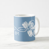 Monogram Witte Tulpen op Dusk Blue Koffiemok (Voorkant rechts)