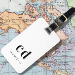 Monogram witte zwarte naam moderne initialen bagagelabel<br><div class="desc">Een klassieke witte achtergrond. Pas uw monogram initialen aan en voeg deze toe met blokletters en zwarte jouw namen. Moderne,  trendy en simpel. Terug: voeg je contactgegevens toe.</div>