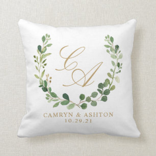 Monogram Wreath Pillow met Greenery Kussen