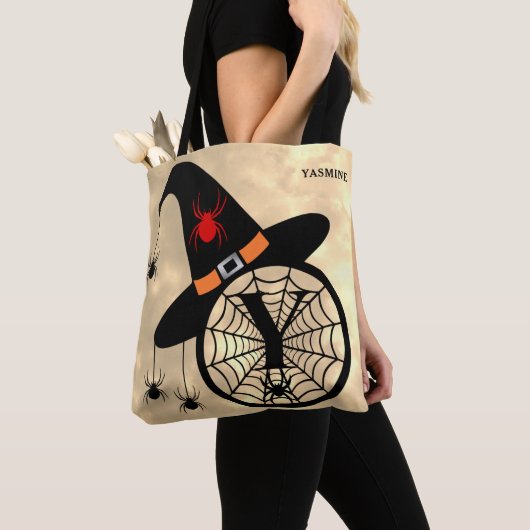 Monogram Y Cloud Sky Witch Spiders Naam Tote Bag (Dichtbij)
