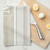 Monogram zandsteen strepen theedoek (Quarter Fold)