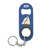 Monogram zeilboot mini flessenopener (Voorkant)