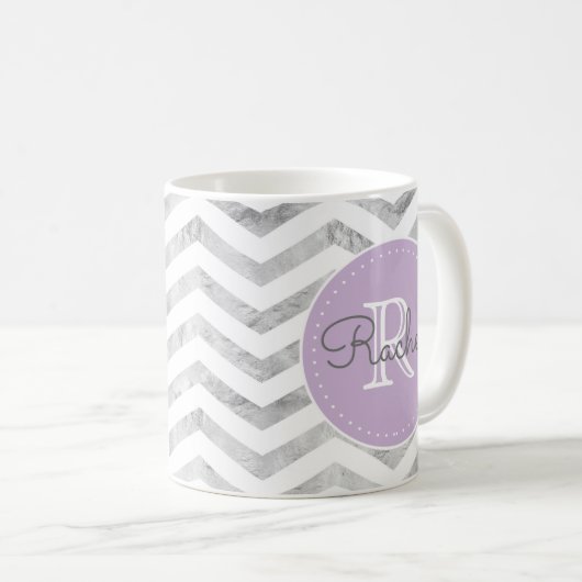 Monogram zilveren Chevron Patroon Lavendel Paarse Koffiemok (Voorkant rechts)