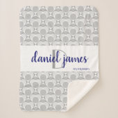 Monogram, zoet hart geometrisch grijs/wit/marine sherpa deken (Voorkant)