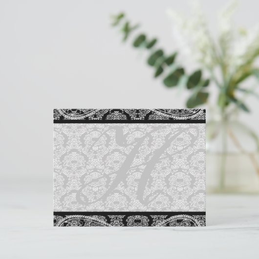Monogram Zwart Damast Wedding Response RSVP (Staand voorkant)