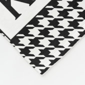 Monogram zwart en witte schroefdraad fleece deken (Hoek)