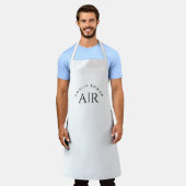 Monogram zwart minimaal schort (Gedragen)