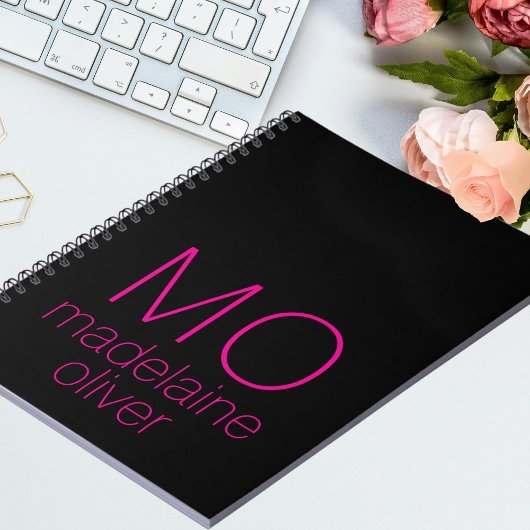 Monogram zwart roze persoonlijk notitieboek