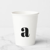 Monogram zwart-wit aangepaste moderne verjaardag papieren bekers (Achterkant)