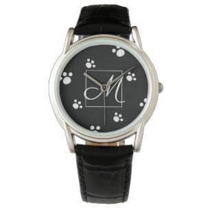 Monogram zwart-wit Cute Dog Paw Print Pattern Horloge