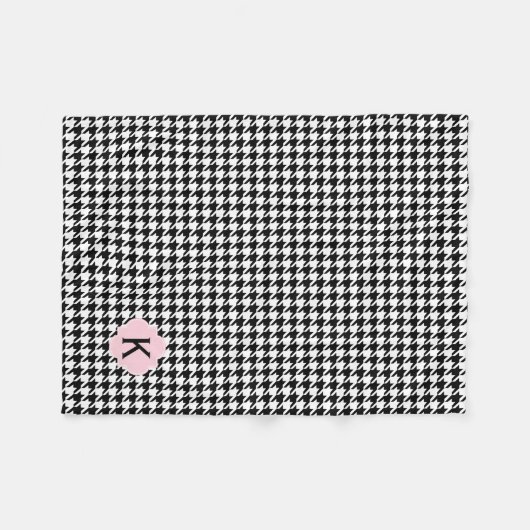 Monogram Zwart, Wit en Pastel Roze Houndstooth Fleece Deken (Voorkant (Horizontaal))