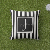 Monogram zwart-wit gestreept kussen (Gras)