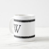 Monogram zwart-wit gestreepte gepersonaliseerde mo koffiemok (Voorkant links)